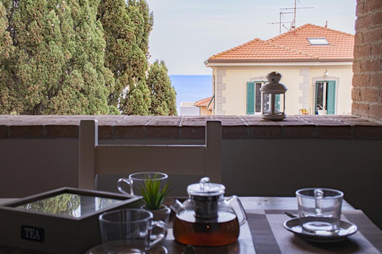 Casa Velia 78Mq A 30 Metri Dal Mare Di San Vincenzo Apartman Kültér fotó